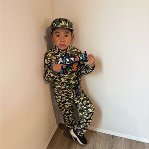 Camouflage Print Kids Costume Set with Matching Hat